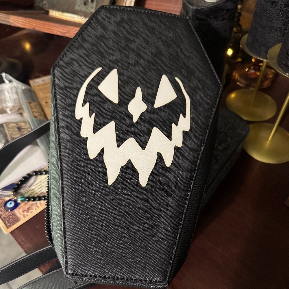 Haunted Hallows Bag Black Coffin Bag Lively Ghosts